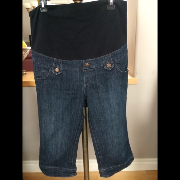 Thyme Maternity Capri Pants L 